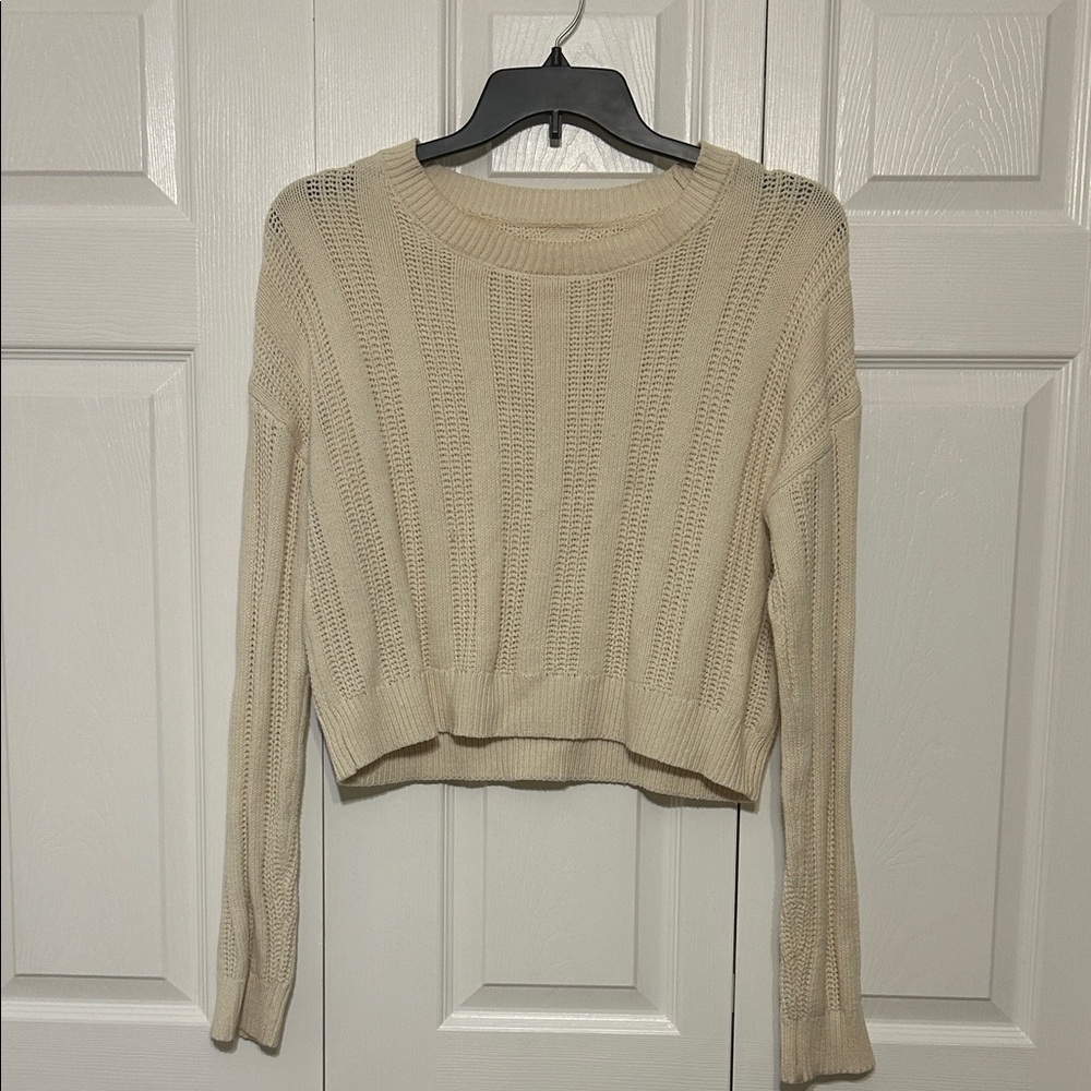 Aeropostale Women's Cream Crew Neck Sweater
